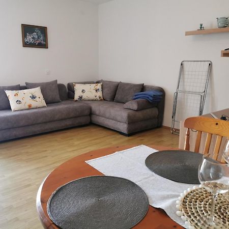 Apartmani Gabi Cesarica Zewnętrze zdjęcie
