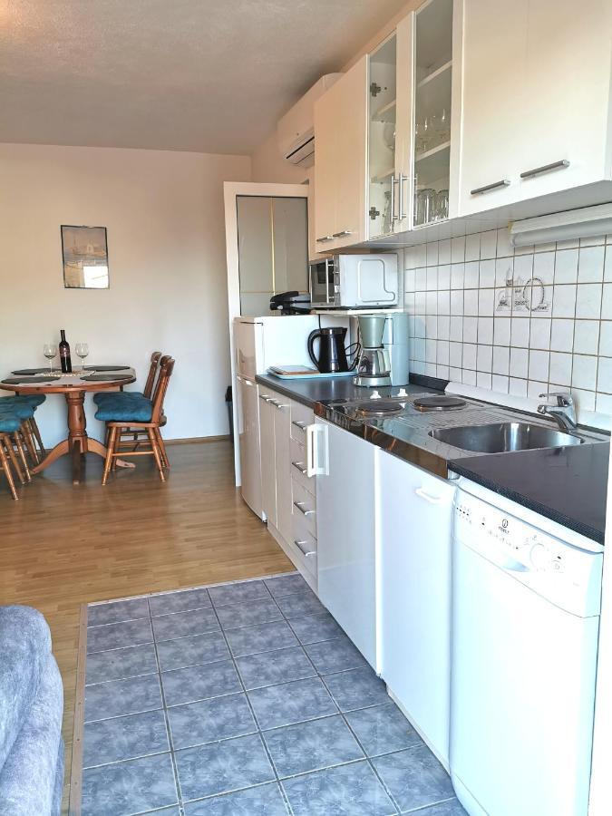 Apartmani Gabi Cesarica Zewnętrze zdjęcie