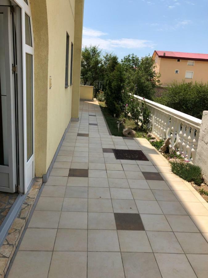 Apartmani Gabi Cesarica Zewnętrze zdjęcie