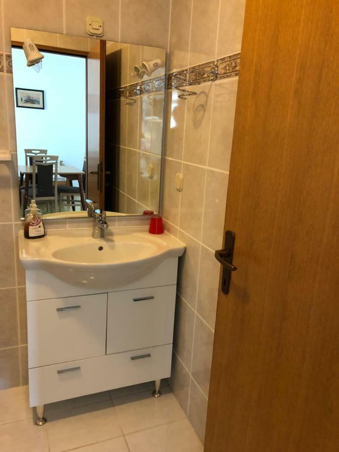 Apartmani Gabi Cesarica Zewnętrze zdjęcie