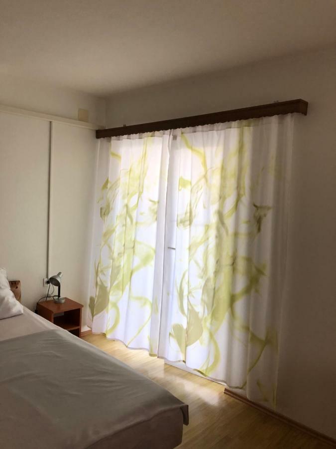 Apartmani Gabi Cesarica Zewnętrze zdjęcie