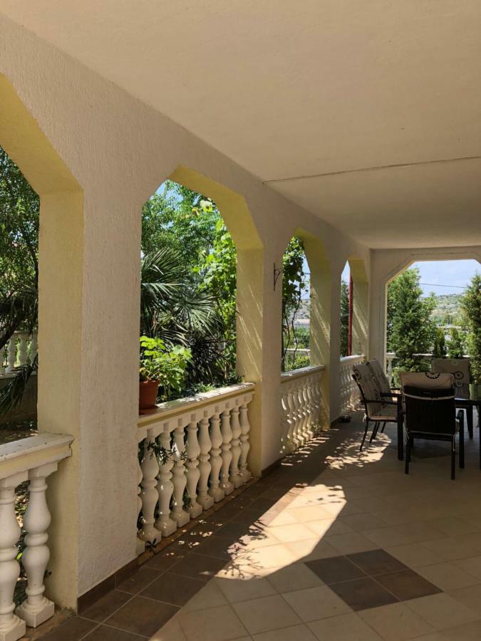 Apartmani Gabi Cesarica Zewnętrze zdjęcie