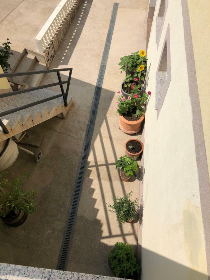 Apartmani Gabi Cesarica Zewnętrze zdjęcie